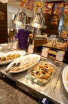 ・ジャンバラヤ・白身魚酒蒸し　柚子ソース・チキンとポテトのハーブロースト・マカロニグラタン・チキンハンバーグ　和風茸あんかけ・白身フライ　オーロラソース・麻婆豆腐・パスタなど