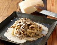 近江の生産者の思いや誇りを継承した美しい一皿を通し、近江の魅力を楽しめるコース