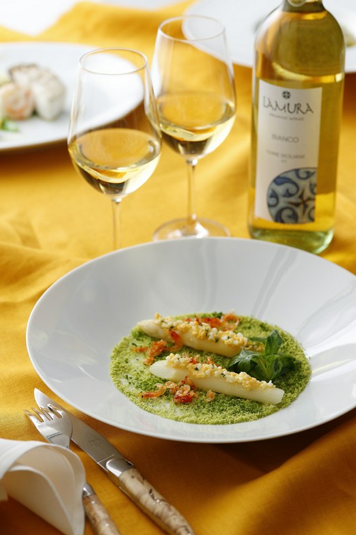 ワインとアンティパスト・パスタ