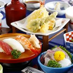 ランチ1番人気の「福伸ご膳」は、色々味わえる欲張りメニュー