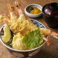 天草を代表する海の幸「車海老」を天ぷらで。ご飯と一緒にお楽しみください。