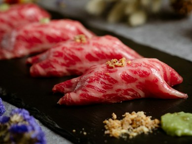 【A5】仙台牛の炙り肉寿司4貫盛り