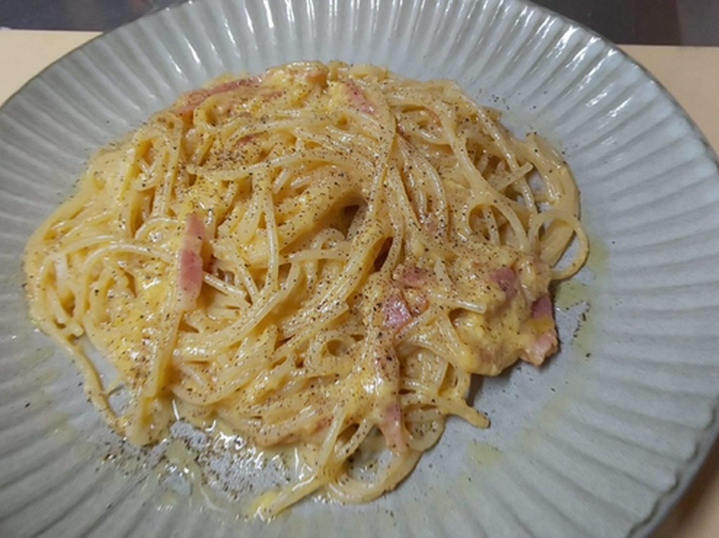 自家製パンチェッタのカルボナーラ