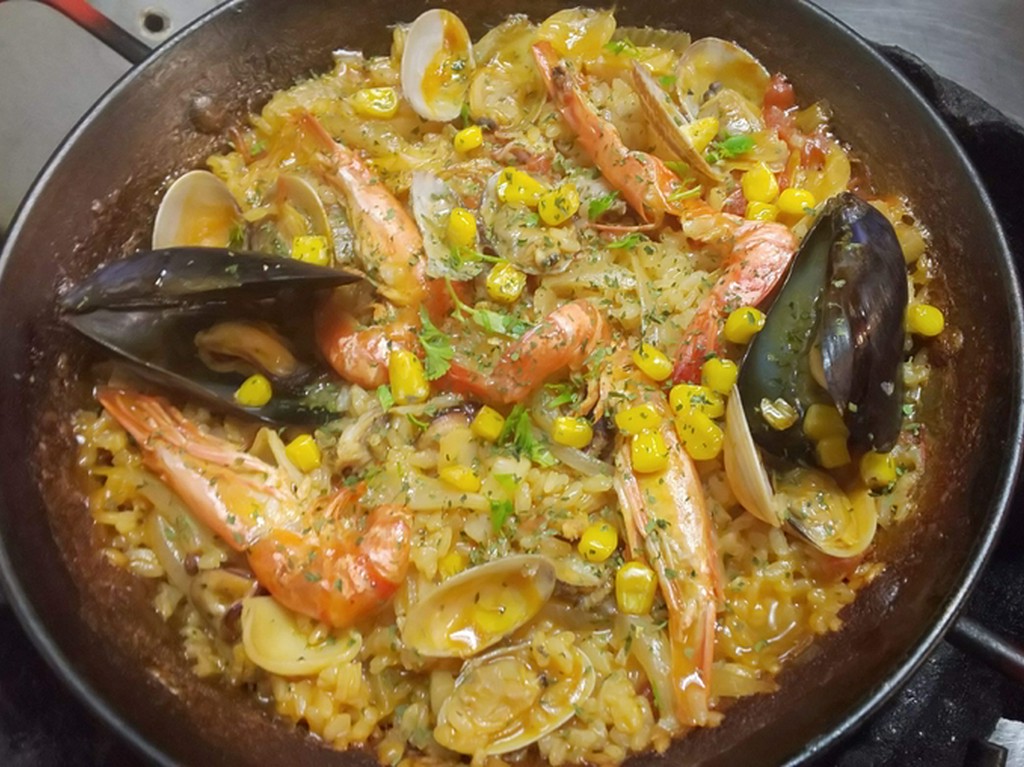 魚介のパエリア