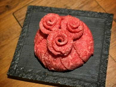 記念日やデートに【大切な人との】コースがあります。