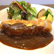 こだわりの豚肉を使用した本日のおススメお肉料理