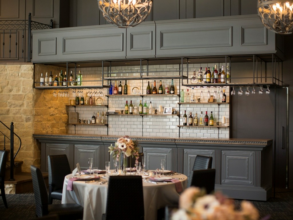 趣向を凝らした料理、シックで落ち着いた雰囲気が魅力