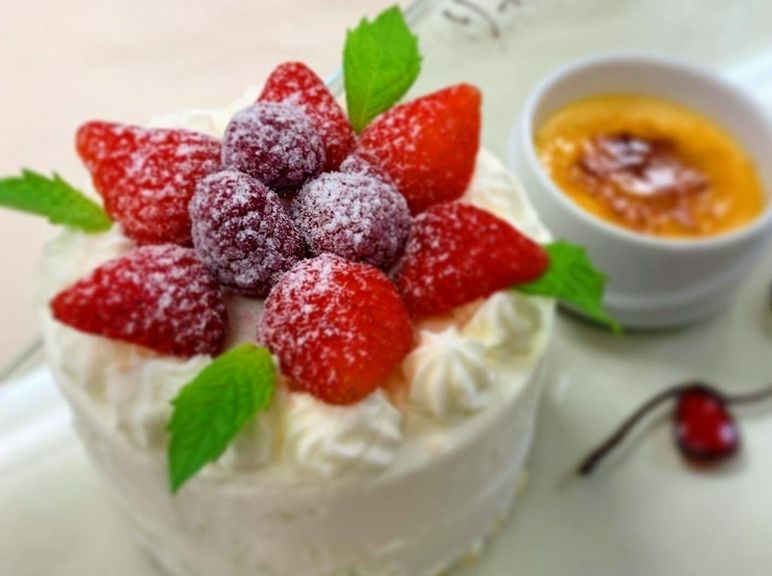 誕生日や記念日に!お祝いシーンに欠かせない要予約の逸品『ホールケーキ』