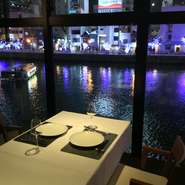 個室のみで営業。
プライベートルームでゆっくりとお食事をお楽しみください。