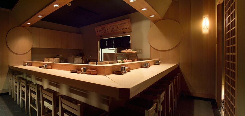 食も会話も楽しみつつ、客人へとっておきの笑みをもたらす会食