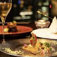 洗練された旬のコースがパートナーとの大切な記念日やデートに華を添えます。オプションにてメッセージプレート等受け付けております。