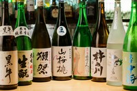 今月の日本酒、色々取り揃えています。
スタッフにお尋ねください。