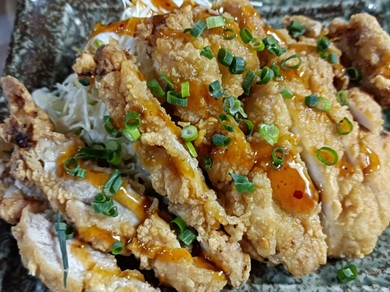 食べ応え抜群『若鶏のジューシー揚げ』