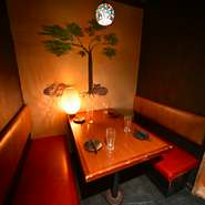 2名様からご利用頂ける個室席を完備しております。