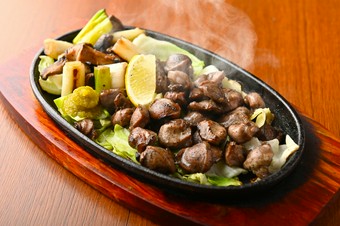 産地から直送される宮崎地鶏じとっこ