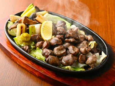 産地から直送される宮崎地鶏じとっこ