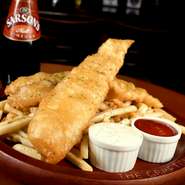 北海道産の新鮮な真鱈をビールと小麦粉で作った衣で揚げ、ポテトと盛り合わせたイギリス料理。