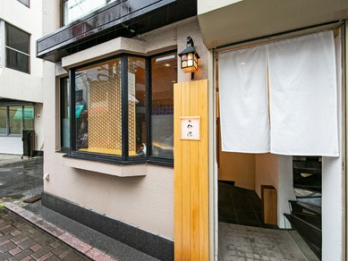 明るい雰囲気の中ゆったりと過ごす