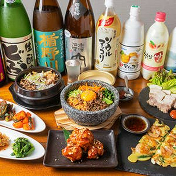韓国料理主体の日韓創作料理。豊富なメニュー