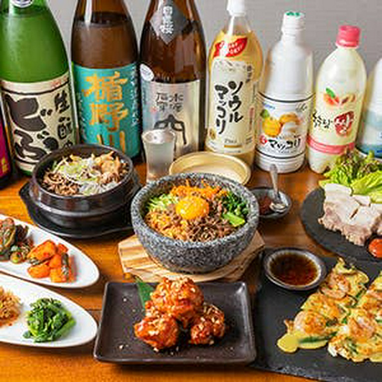 韓国料理主体の日韓創作料理。豊富なメニュー
