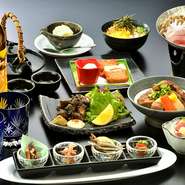 鹿児島の海と天地の恵みで組み立てられた皇’スタイルの郷土料理
（画像はイメージ　6,000円西郷どんコース）
◆前菜4種◆造里4種◆六白黒豚小鍋仕立て◆揚物◆煮物◆焼物◆奄美風鶏飯◆甘味

