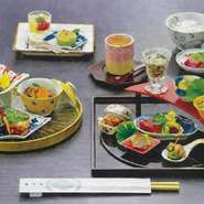 大好評の平日限定　昼御膳　竹千代の味をご堪能下さい。
【特典】ソフトドリンク1杯付
お盆期間8/11～8/16は除外日とさせていただきます。