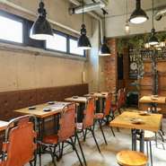 ちょっとしたお食事から宴会も。個室もあるので大切な時間を過ごすことも。おひとり様でもお気軽に

