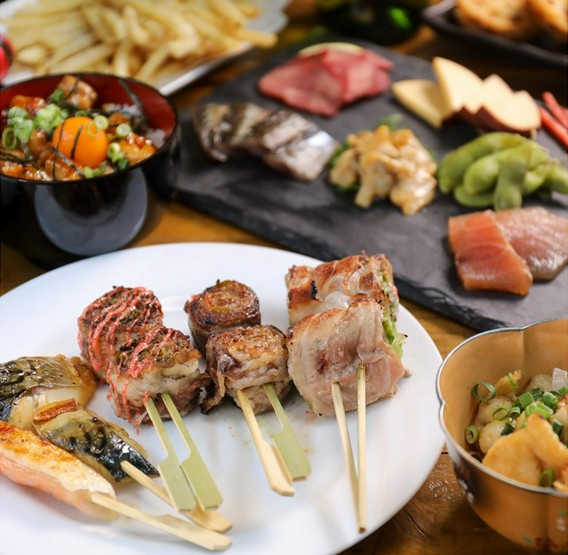 牛串魚串 野毛ザウルス 桜木町 居酒屋 のグルメ情報 ヒトサラ