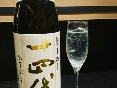 旬の料理と上質なおもてなしで、寛ぎの贅沢時間を