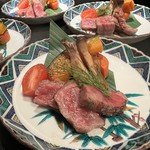 ｳｪﾙｶﾑﾄﾞﾘﾝｸ
前菜
刺身
揚げ物
焼き八寸
珍味
煮物

メインは1人様1品づつお選び下さい
・三ヶ日牛ステーキ
・三ヶ日牛すき鍋
・オホーツク産ボイルタラバ
・下関とらふぐ唐揚
・旬の鮮魚煮付け

食事
甘味
