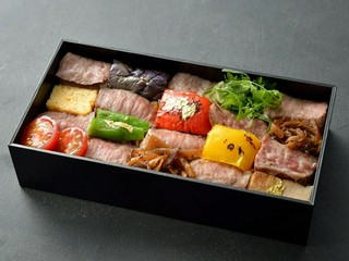 黒毛和牛のステーキ重