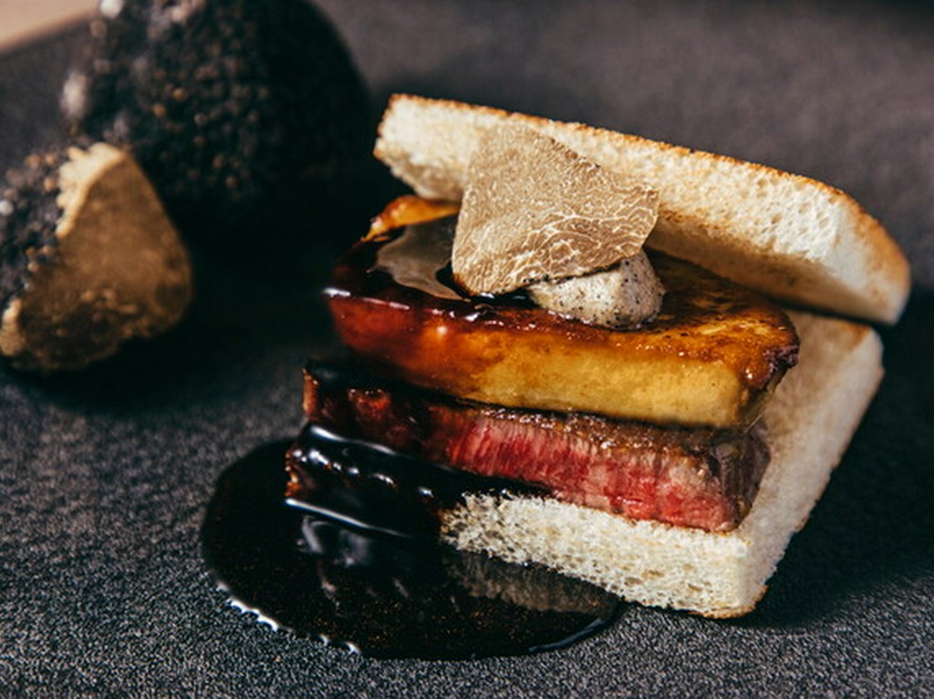 極上肉と和食出身の料理長の絶品料理
