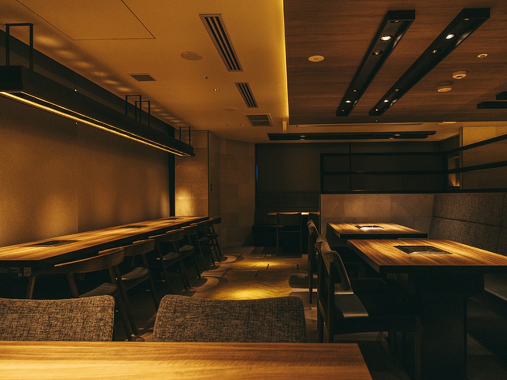 落ち着いた雰囲気の店内は様々なシーンでご利用いただけます。