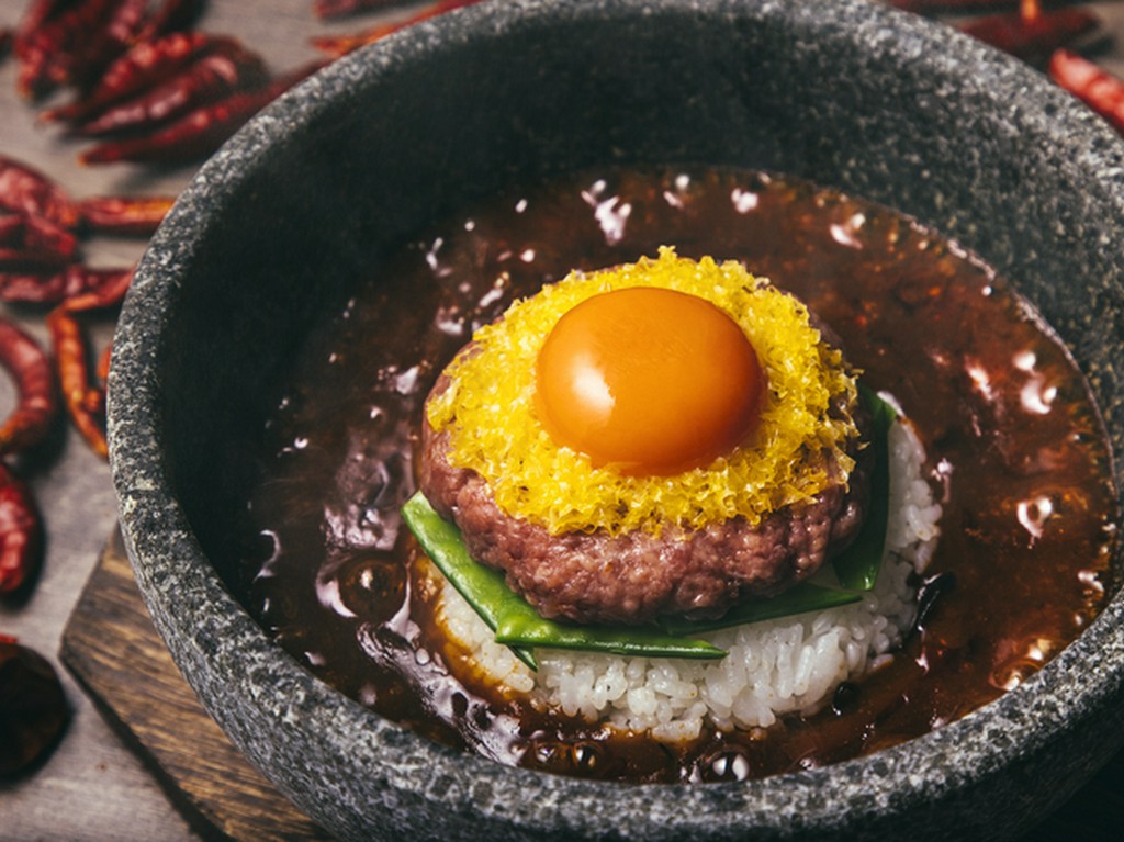 黒タンの麻辣石焼ご飯