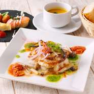 タパスの盛合せ
メカジキの鉄板焼き
スペインのパン
コーヒーor紅茶