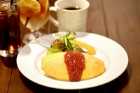 みんな大好きオムライス！！
お好きなドリンク・サラダ付き
