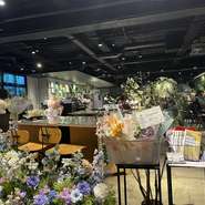 店内お花の展示販売