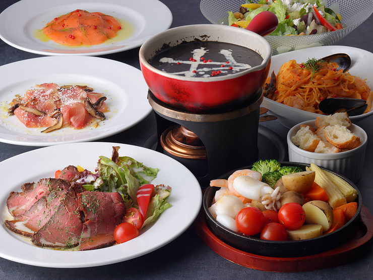 서거 명물 【칠흑의 치즈 퐁듀】 새까만 치즈 퐁듀 코스 2 시간 뷔페 포함 전 7 품
