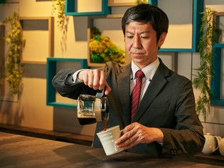 建築に思いを馳せる空間で、スペシャリストならではの情報を提供