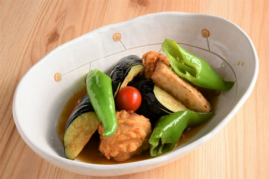 鶏から揚げと大和丸茄子の揚げびたし（ご飯・お味噌汁・小鉢付）