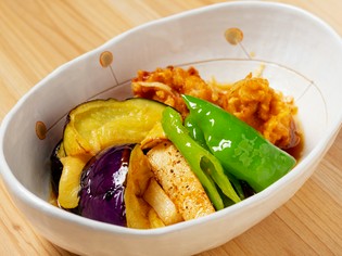 新鮮な地場の野菜や奈良の伝統野菜、豆からこだわった大鉄砲豆腐
