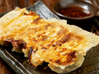 にんにく不使用。お店で包んだ『自家製餃子』