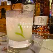 季節の果物を使ったノンシュガーナチュラルヘルシーなカクテルが楽しめます