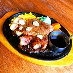 柔らかさと甘みが絶品!淡路島が誇る「えびすもち豚」を贅沢に使用した、大宮名物トンテキ。ジューシーなお肉と特製ソースのハーモニーが食欲をそそります。一口で広がる旨みの世界をお楽しみください!