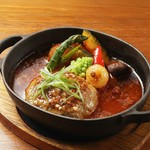 辛い物好き必食!大流行の麻辣湯を大宮のハンバーグとコラボさせちゃいました。痺辛ソースで体の芯から温まります。