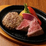 当店自慢のハンバーグと、鹿児島県産黒毛和牛肩ロースステーキのコンボ商品です。