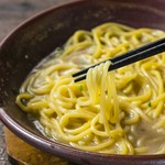 鍋だからこそ堪能できる贅沢スープのちゃんぽん麺。
さらっと〆たい方におすすめ!