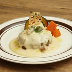 ポルチーニ茸をクリームソースに綴じ込め、香り高い美味しいソースに仕上げました。