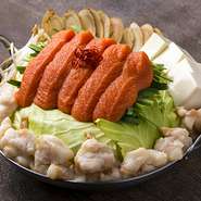 あの当店名物”博多明太もつ鍋”に新たなバージョン”旨辛！！博多明太もつ鍋が登場！！”ほどよい辛さが明太もつ鍋の旨味を引き立てる！この旨辛さがクセになる！〆にはチーズリゾットがおすすめ！
ご注文は2人前~