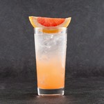 スッキリとしたサンミとフレッシュミントが香る定番グレープフルーツサワーです。